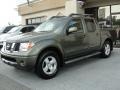 2005 Canteen Metallic Green Nissan Frontier LE Crew Cab  photo #11