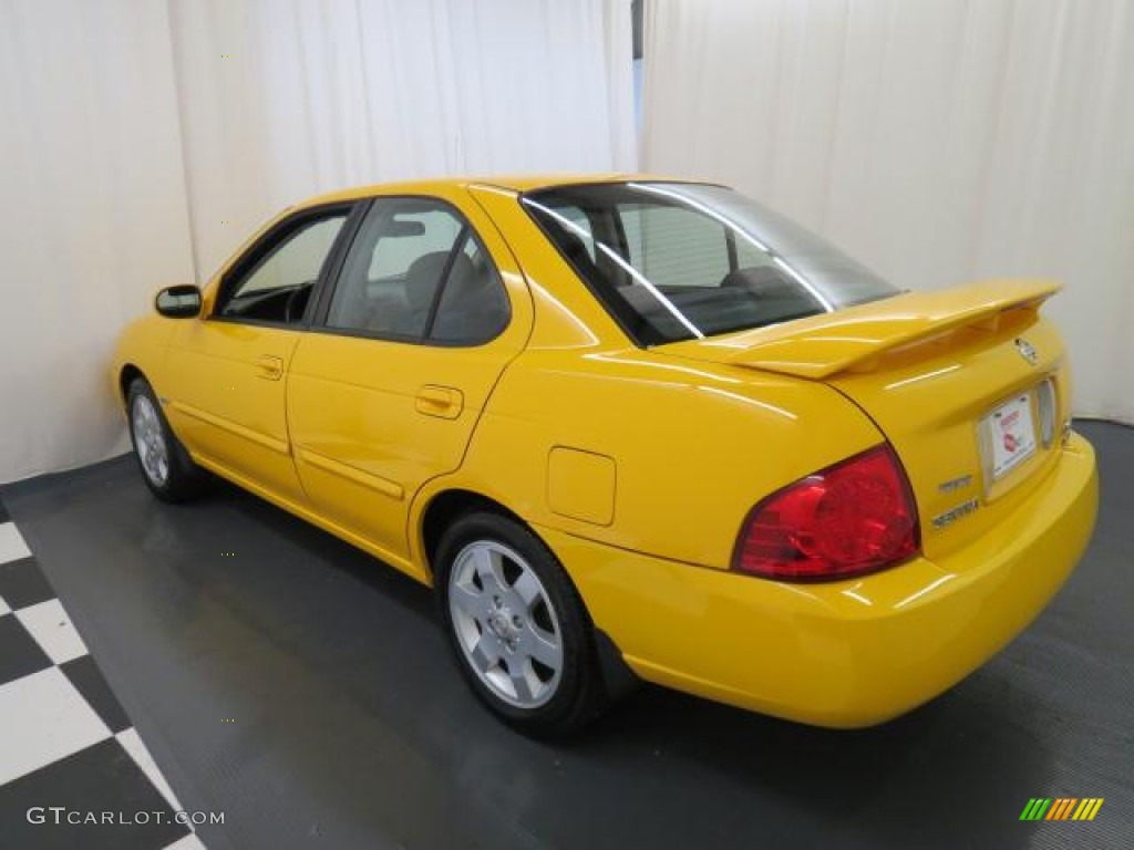 2006 Sentra 1.8 S Special Edition - Sunburst Yellow / Charcoal photo #25