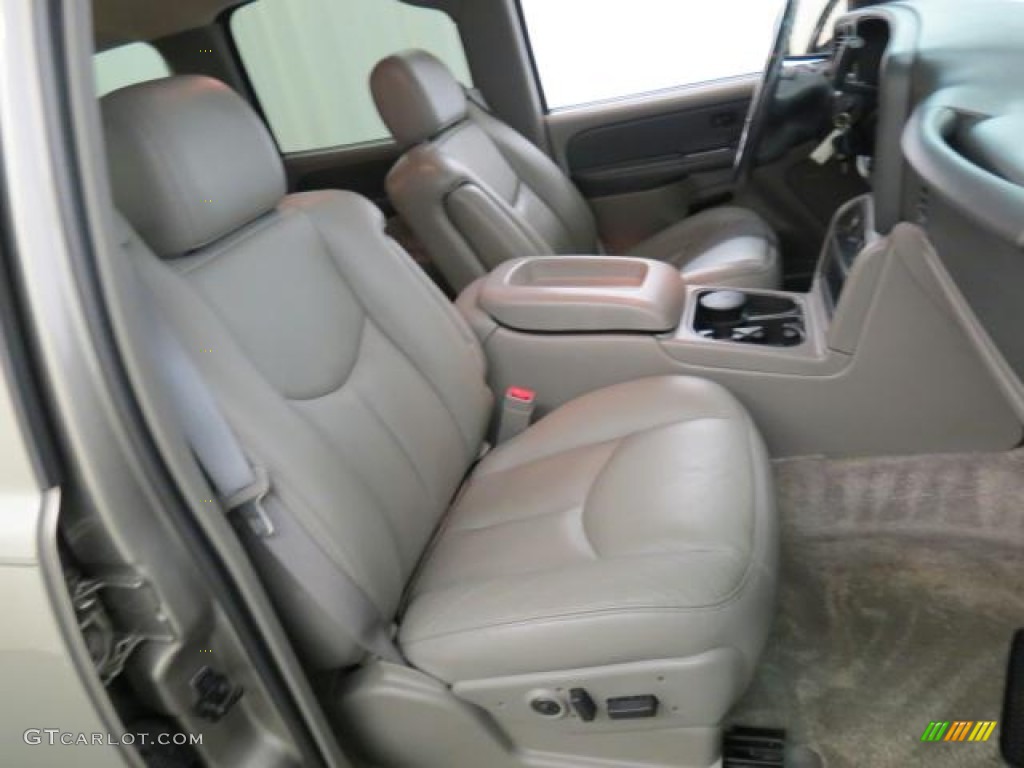 2003 Suburban 1500 LT - Light Pewter Metallic / Tan/Neutral photo #23