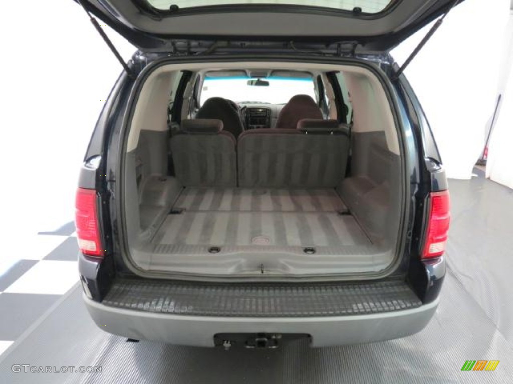 2002 Ford Explorer XLT Trunk Photo #68057422
