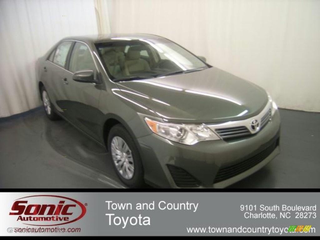 2012 Camry L - Cypress Green Pearl / Ivory photo #1
