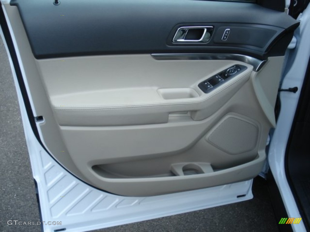 2013 Explorer 4WD - Oxford White / Medium Light Stone photo #12