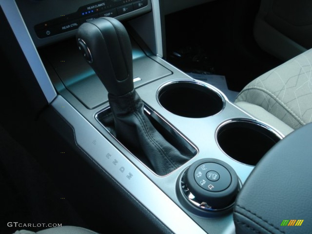 2013 Ford Explorer 4WD Transmission Photos