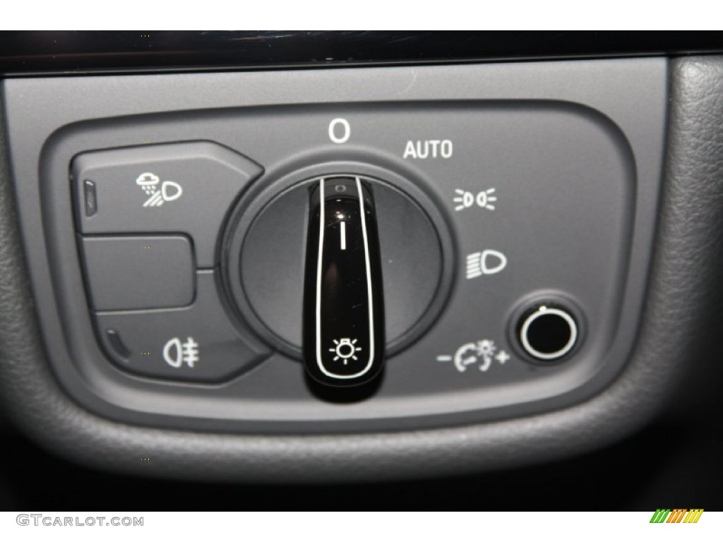 2013 Audi A8 L 3.0T quattro Controls Photo #68061922