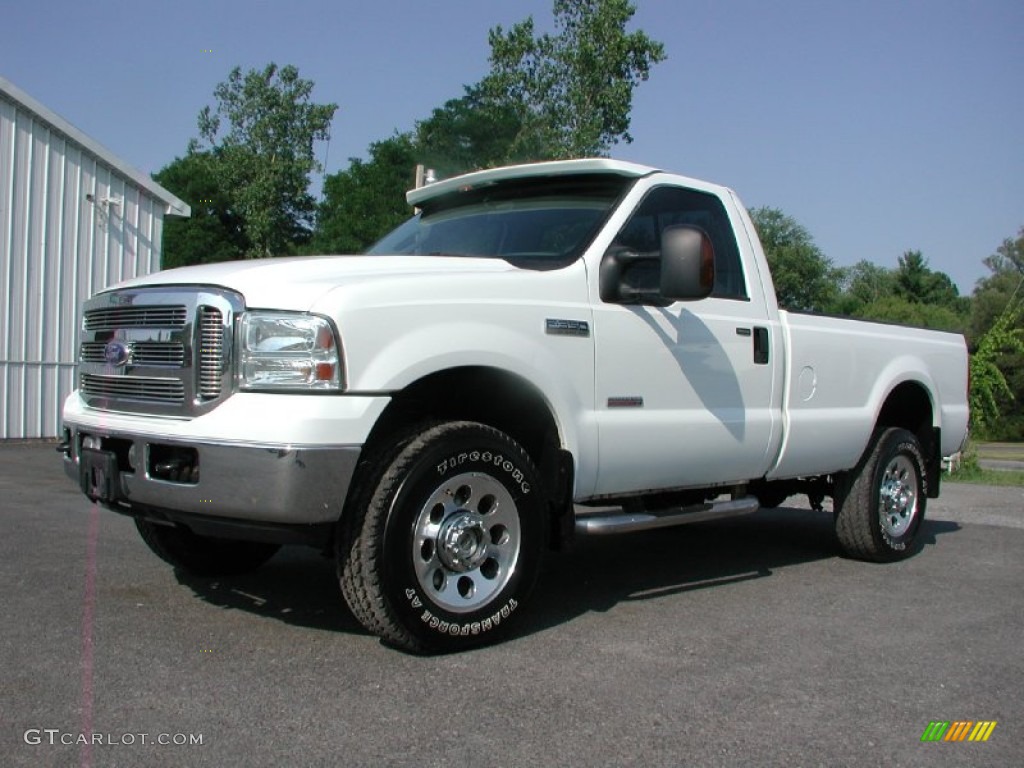 2006 F350 Super Duty XLT Regular Cab 4x4 - Oxford White / Medium Flint photo #1