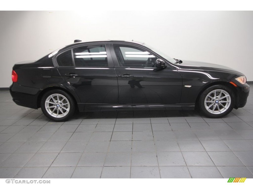2010 3 Series 328i Sedan - Black Sapphire Metallic / Black photo #10