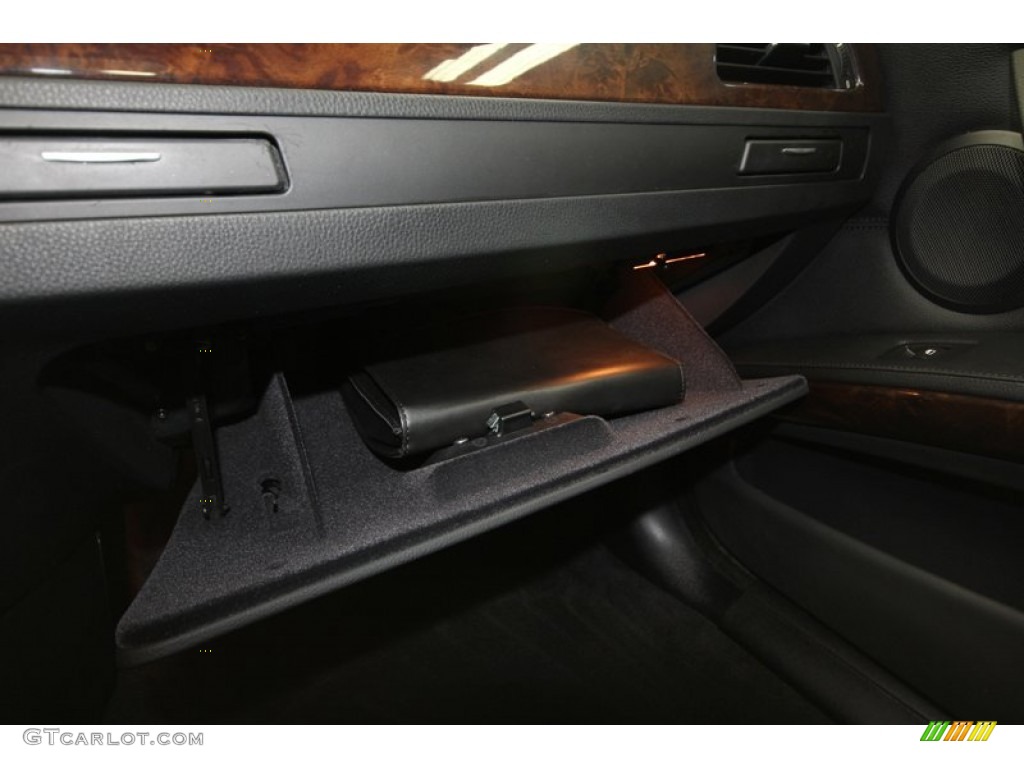 2010 3 Series 328i Sedan - Black Sapphire Metallic / Black photo #27