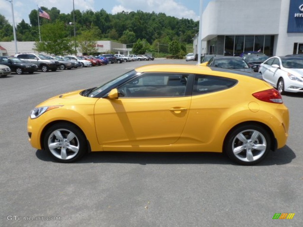 26.2 Yellow 2013 Hyundai Veloster Standard Veloster Model Exterior Photo #68072171