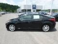 2013 Black Hyundai Elantra Limited  photo #4