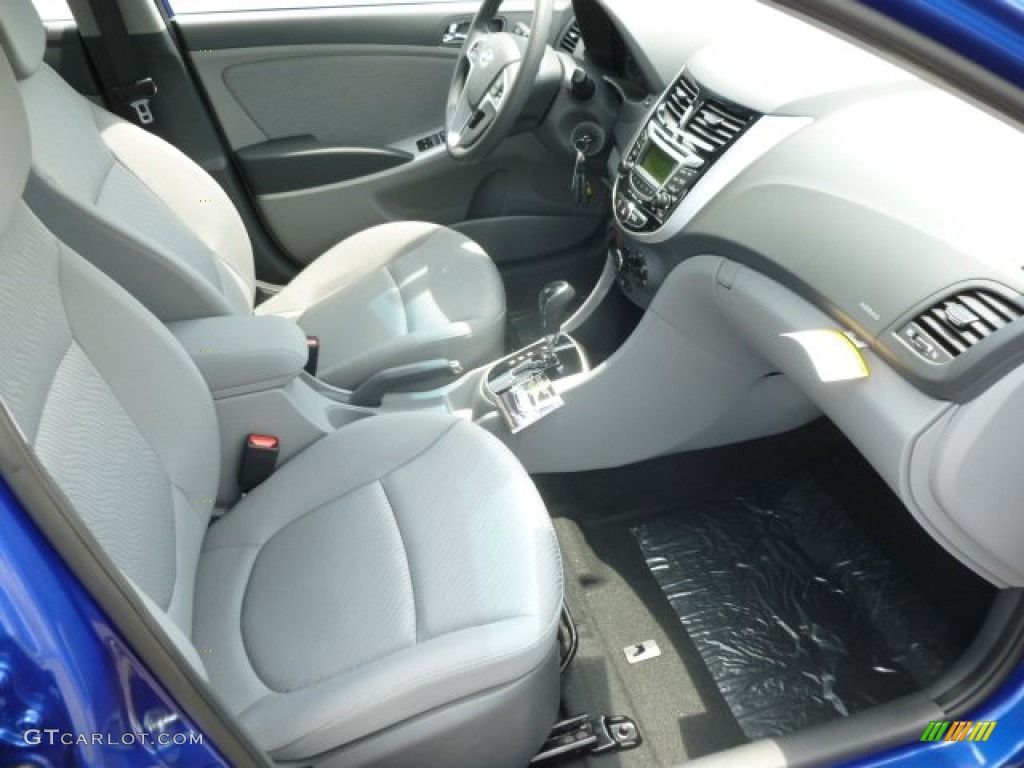 Gray Interior 2013 Hyundai Accent GLS 4 Door Photo #68073122