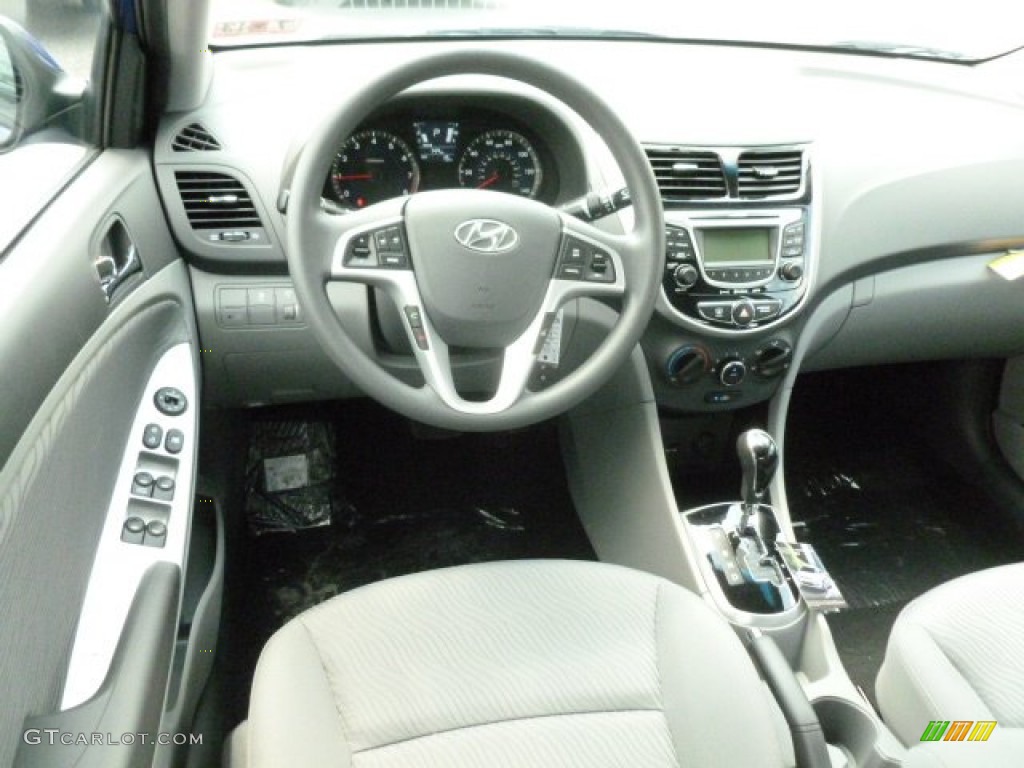 2013 Hyundai Accent GLS 4 Door Gray Dashboard Photo #68073158