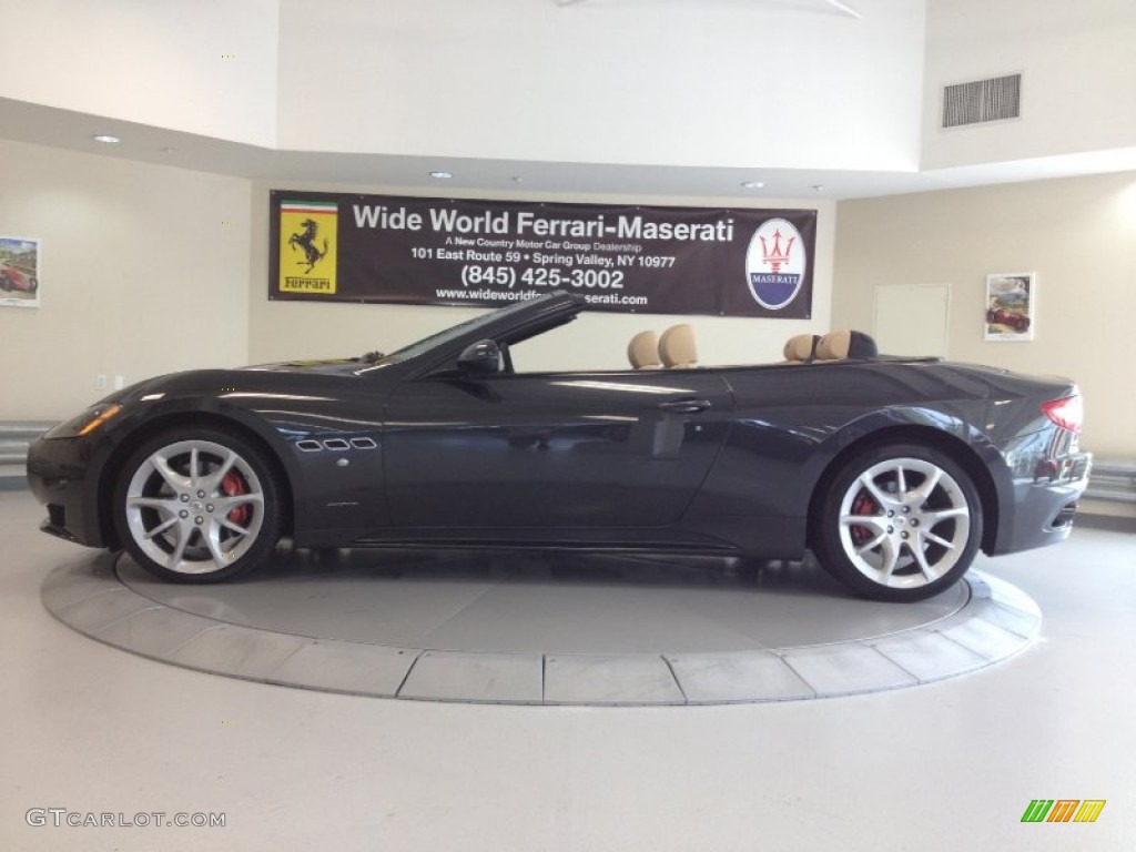 2012 GranTurismo Convertible GranCabrio - Grigio Granito (Dark Grey) / Pearl Beige photo #4