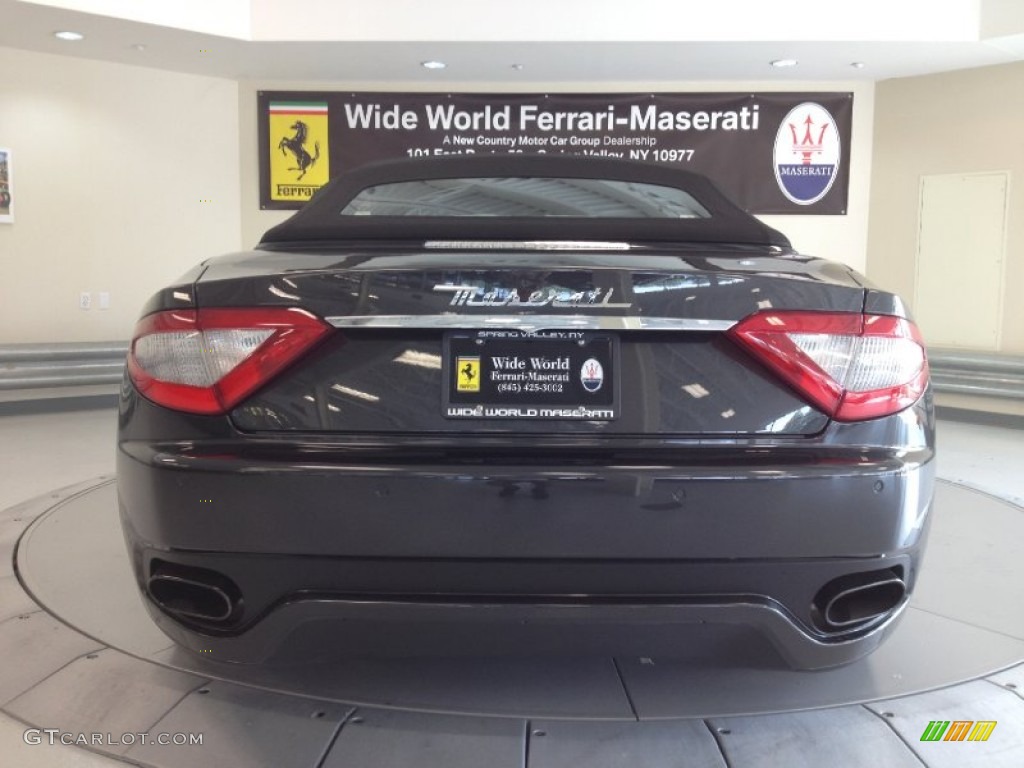 2012 GranTurismo Convertible GranCabrio - Grigio Granito (Dark Grey) / Pearl Beige photo #6