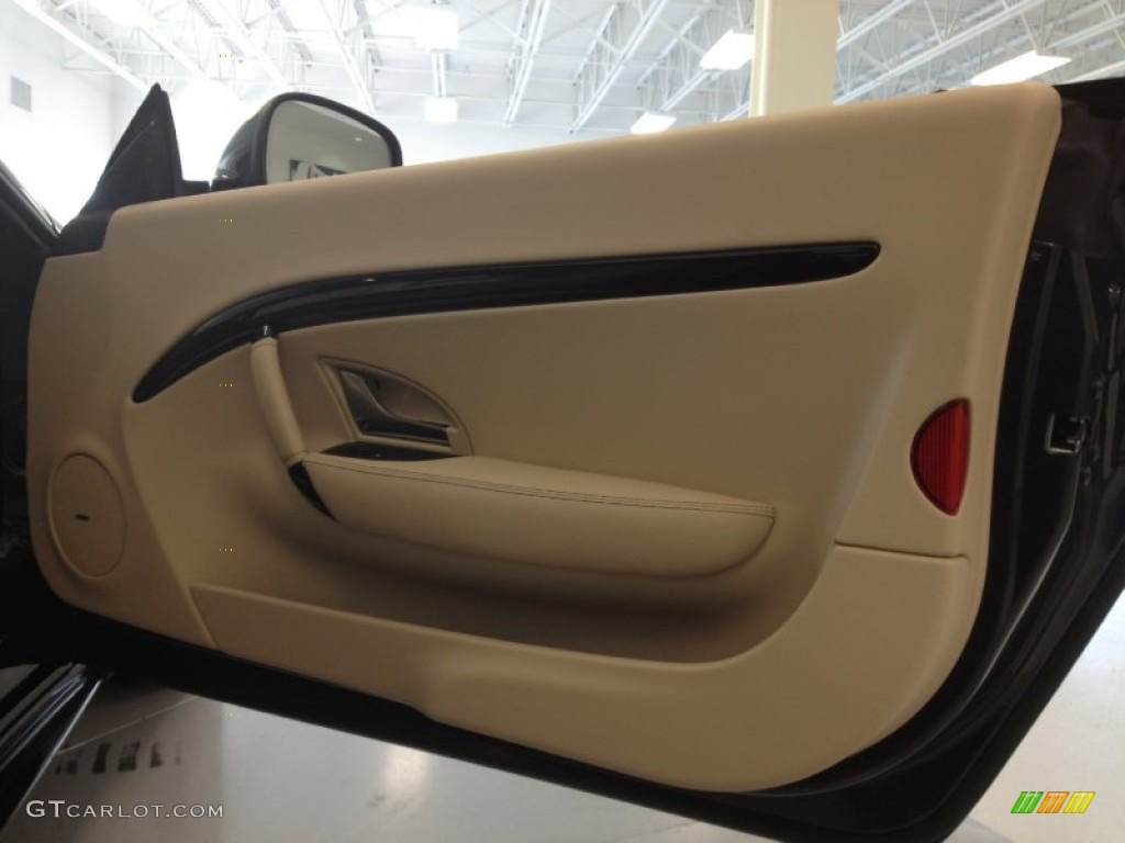 2012 GranTurismo Convertible GranCabrio - Grigio Granito (Dark Grey) / Pearl Beige photo #14
