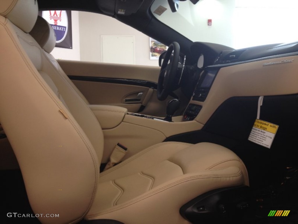 2012 GranTurismo Convertible GranCabrio - Grigio Granito (Dark Grey) / Pearl Beige photo #16