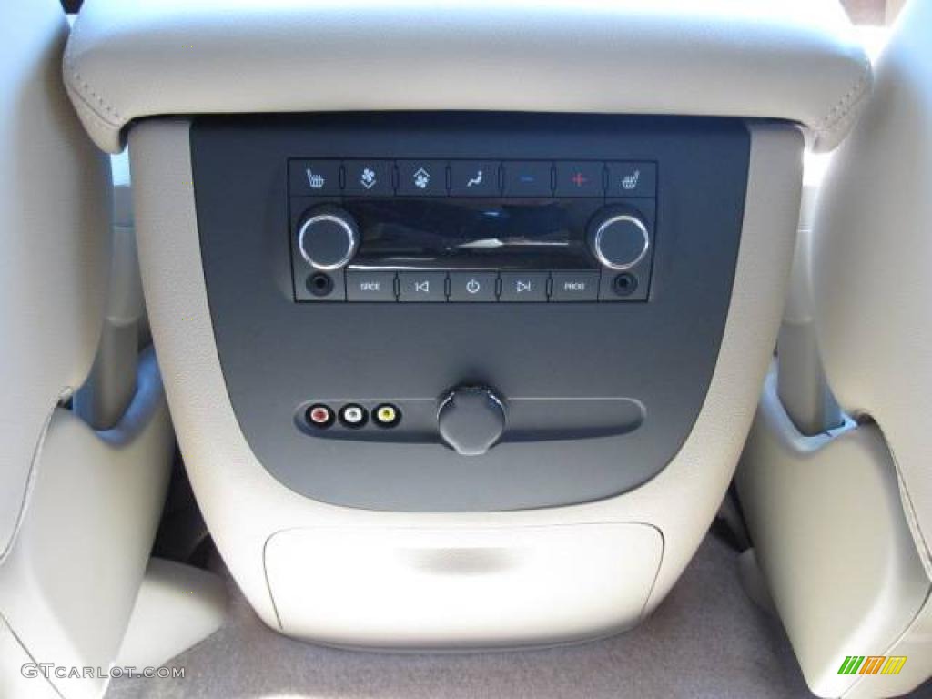 2007 Suburban 1500 LTZ 4x4 - Black / Light Cashmere/Ebony photo #24