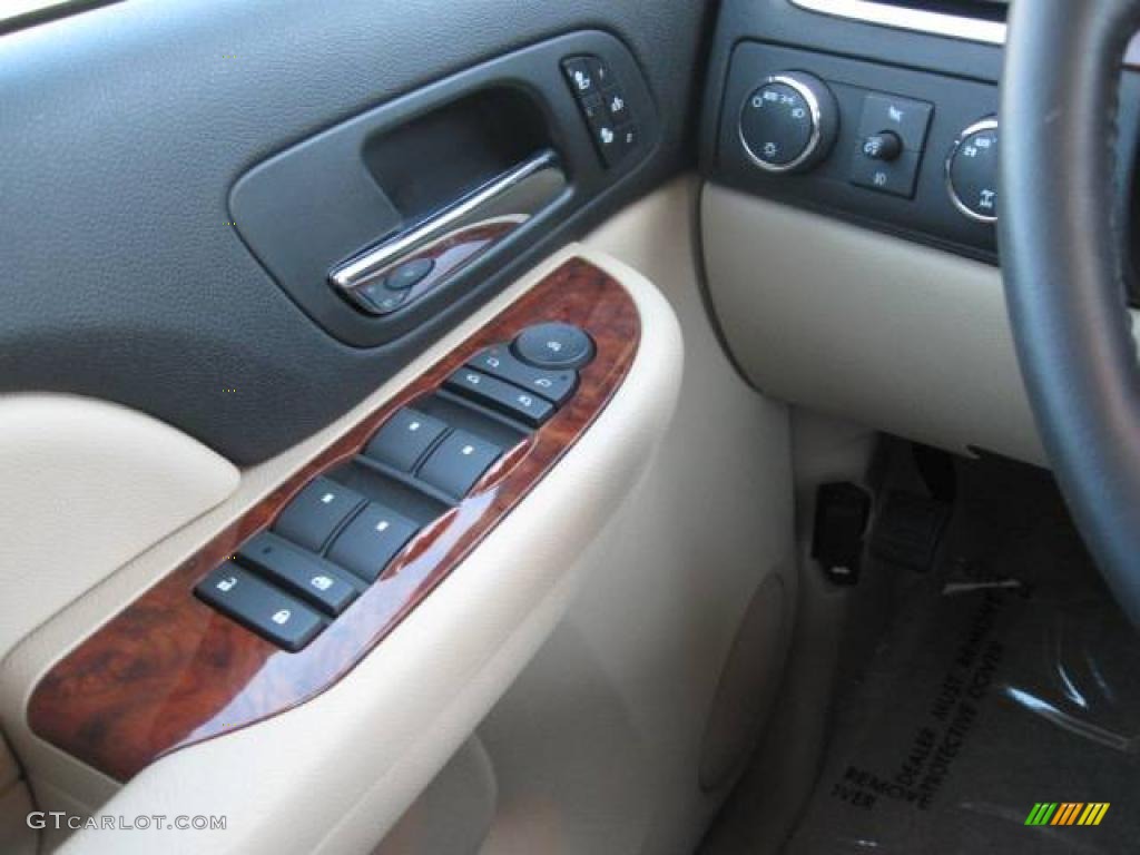 2007 Suburban 1500 LTZ 4x4 - Black / Light Cashmere/Ebony photo #29