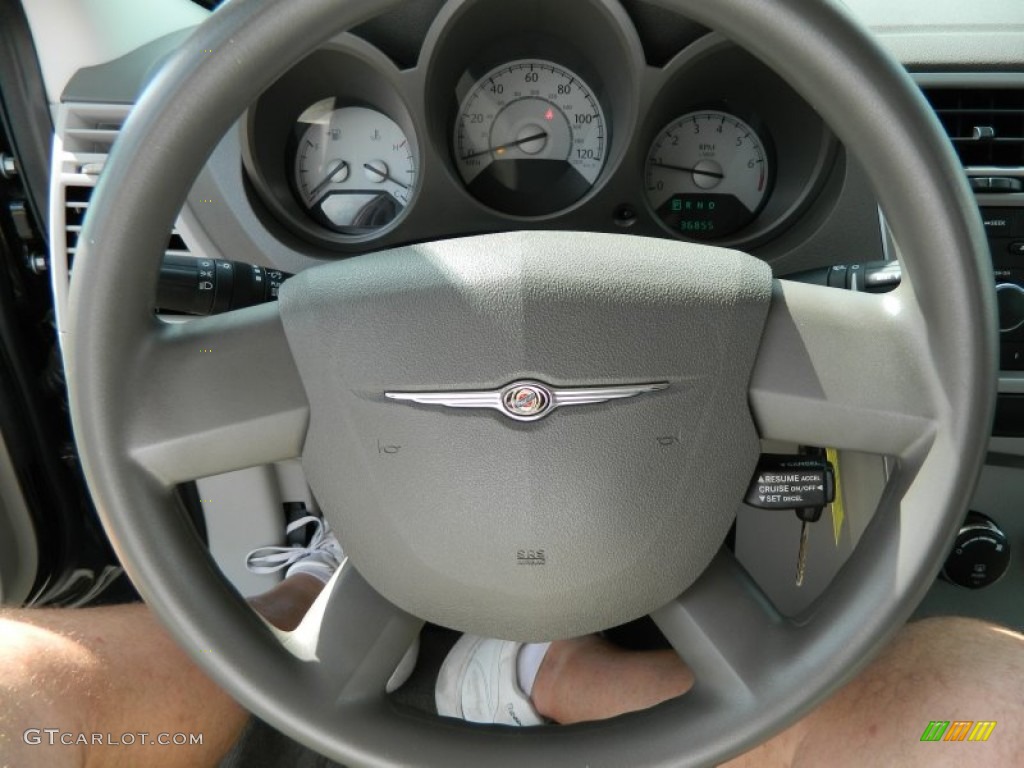 2007 Sebring Sedan - Brilliant Black Crystal Pearl / Dark Slate Gray/Light Slate Gray photo #17