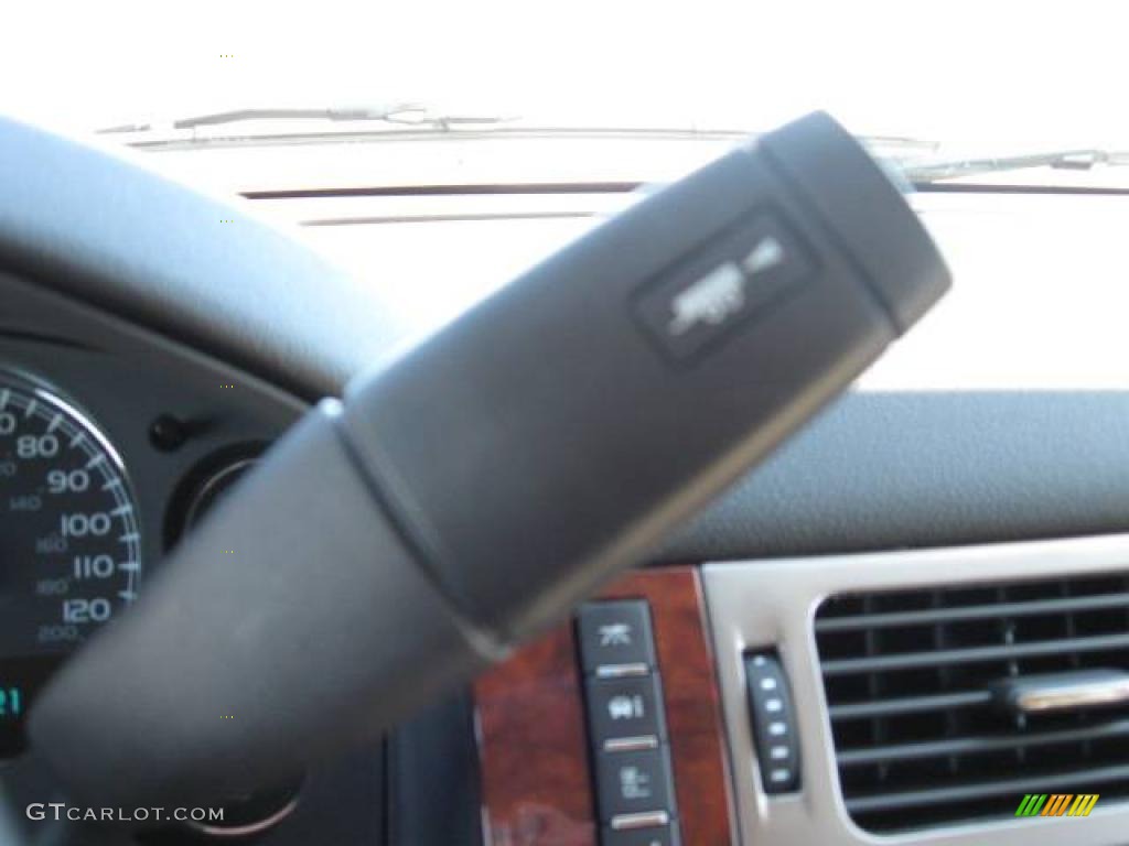 2007 Suburban 1500 LTZ 4x4 - Black / Light Cashmere/Ebony photo #32