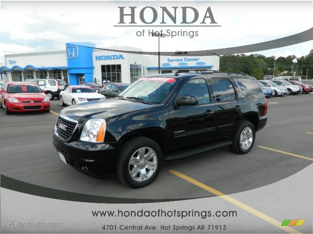 2011 Yukon SLT - Onyx Black / Ebony photo #1