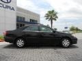 Black - Camry LE Photo No. 6
