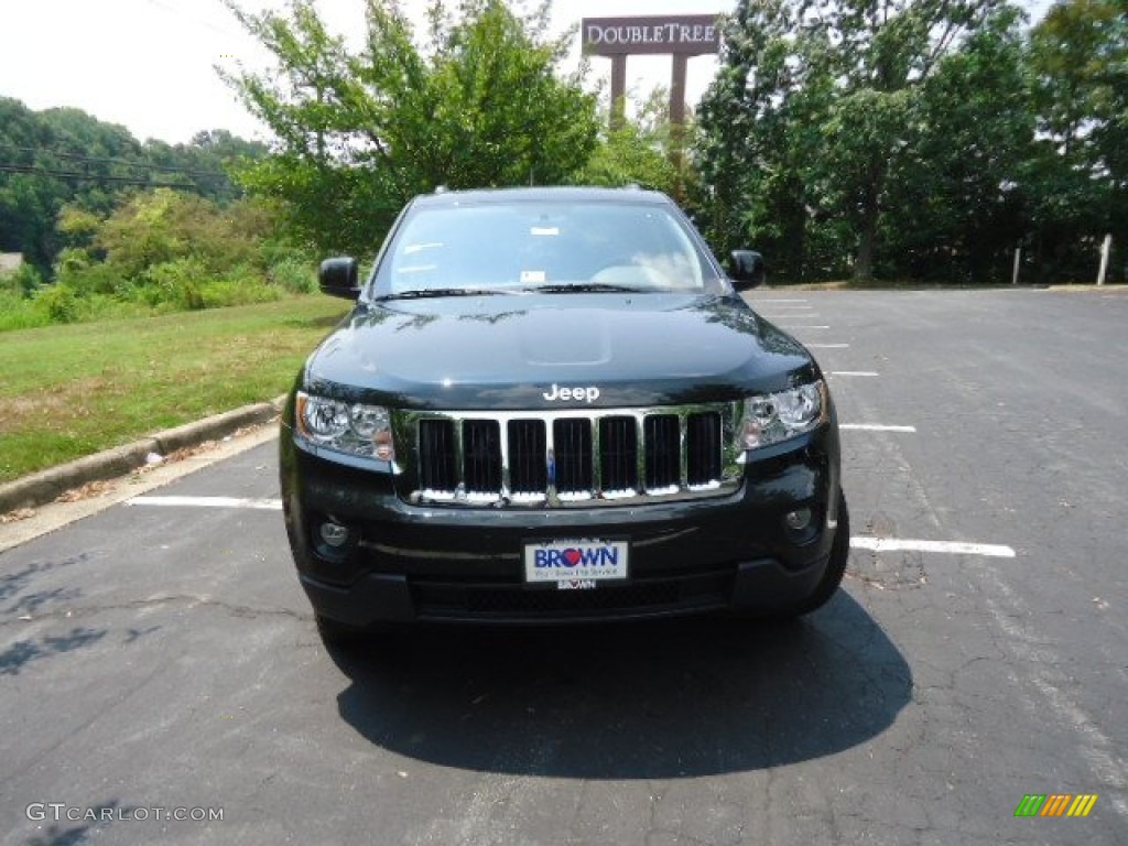 2012 Grand Cherokee Laredo X Package 4x4 - Black Forest Green Pearl / Dark Graystone/Medium Graystone photo #2