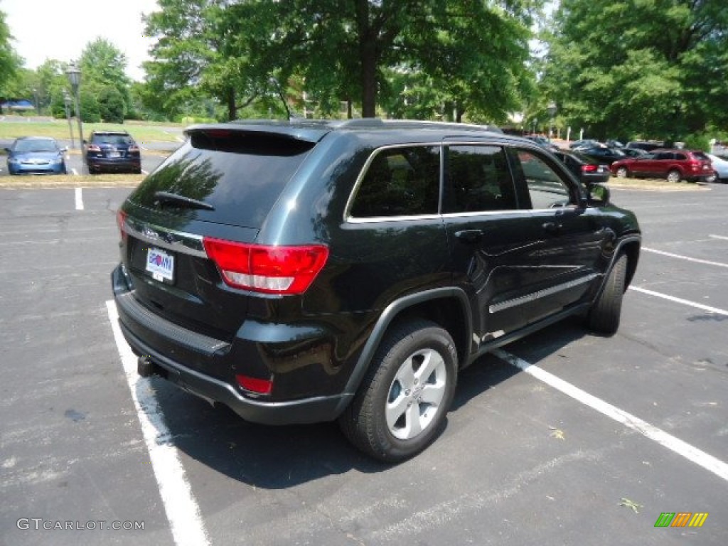 2012 Grand Cherokee Laredo X Package 4x4 - Black Forest Green Pearl / Dark Graystone/Medium Graystone photo #7