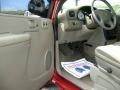 2004 Inferno Red Crystal Pearl Dodge Caravan SE  photo #14