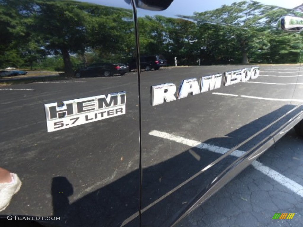 2012 Ram 1500 Big Horn Quad Cab 4x4 - Black / Dark Slate Gray/Medium Graystone photo #14