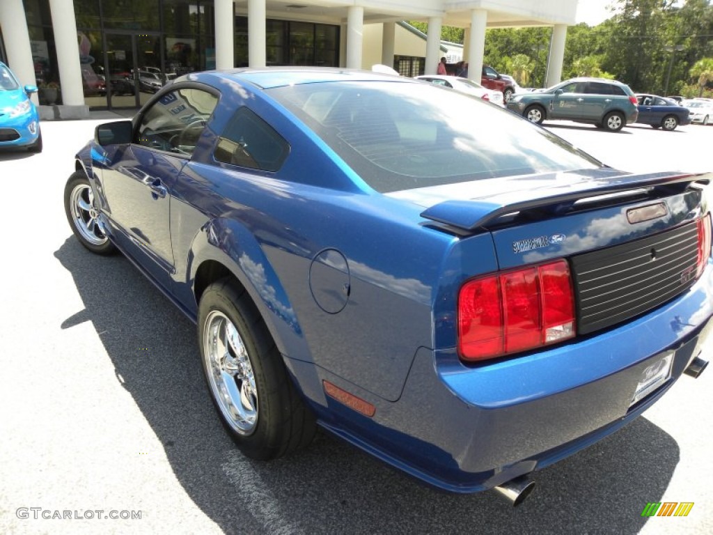 2006 Mustang GT Deluxe Coupe - Vista Blue Metallic / Dark Charcoal photo #11
