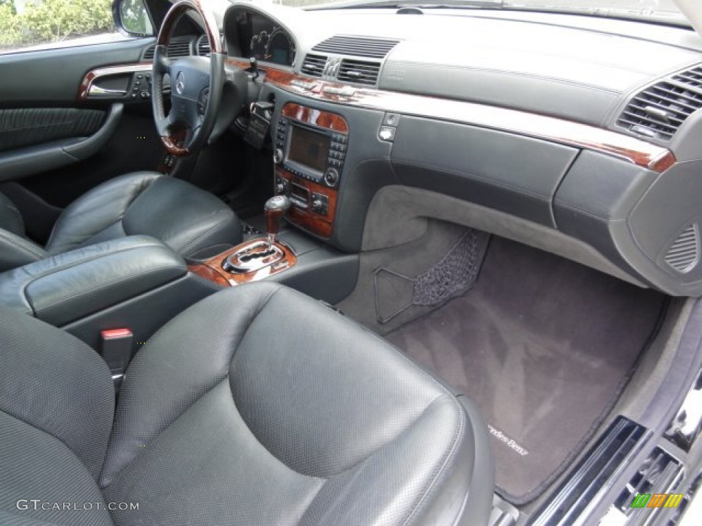2003 Mercedes-Benz S 600 Sedan Charcoal Dashboard Photo #68094653