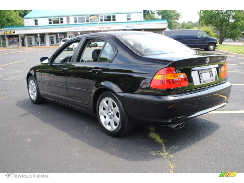 2004 3 Series 325i Sedan - Black Sapphire Metallic / Black photo #3