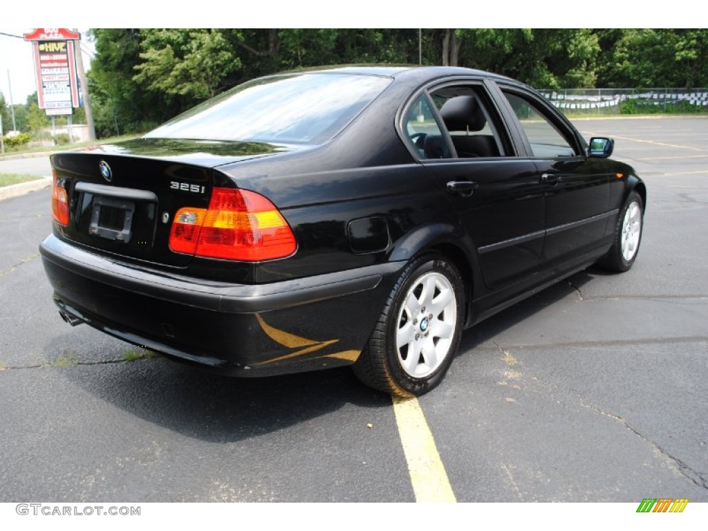 2004 3 Series 325i Sedan - Black Sapphire Metallic / Black photo #5