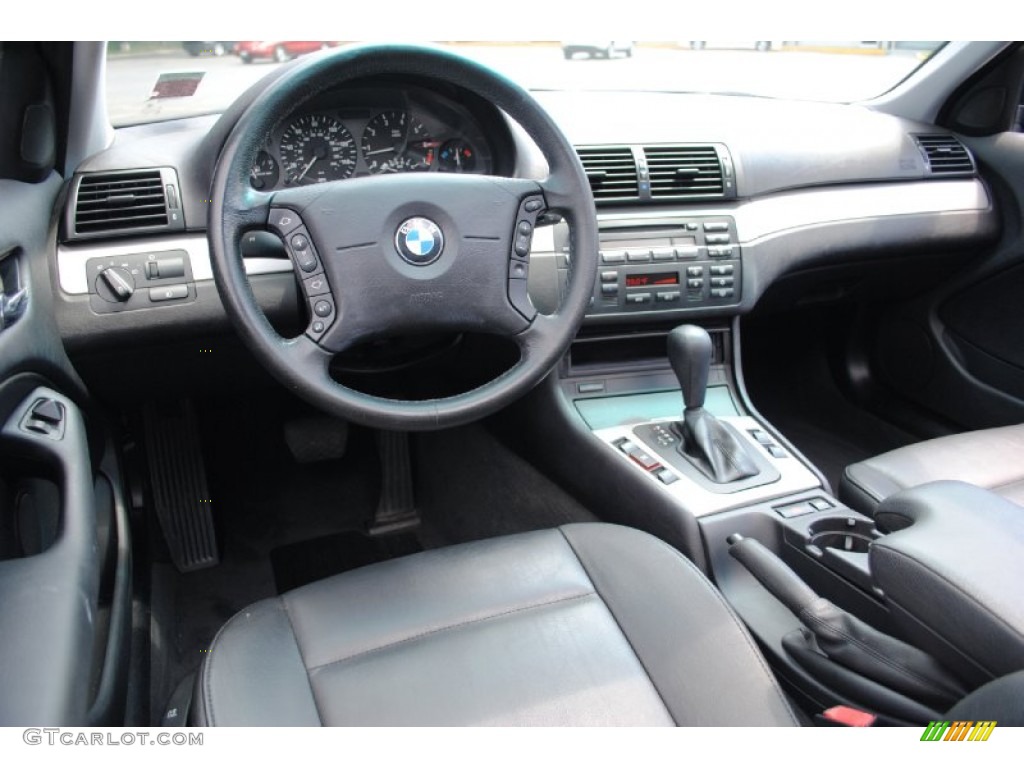 2004 3 Series 325i Sedan - Black Sapphire Metallic / Black photo #15