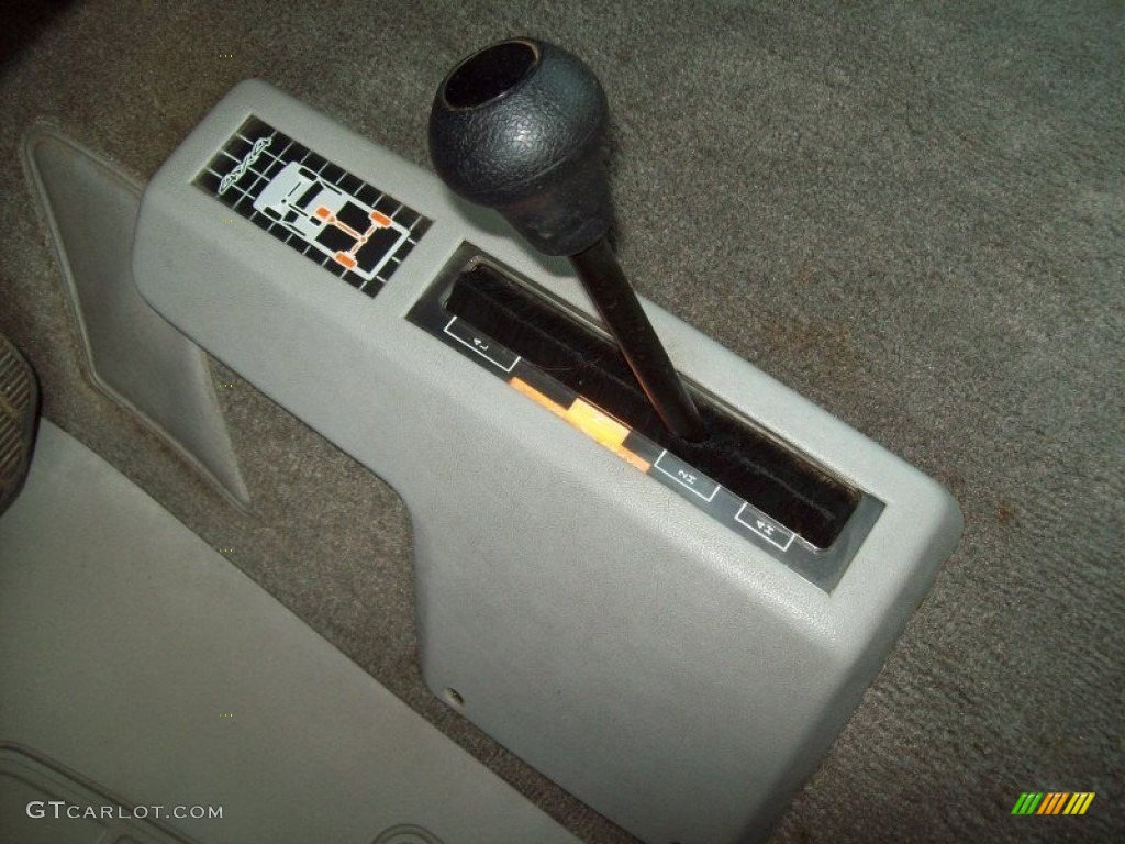 1994 C/K K1500 Regular Cab 4x4 - Bright Teal Metallic / Gray photo #20