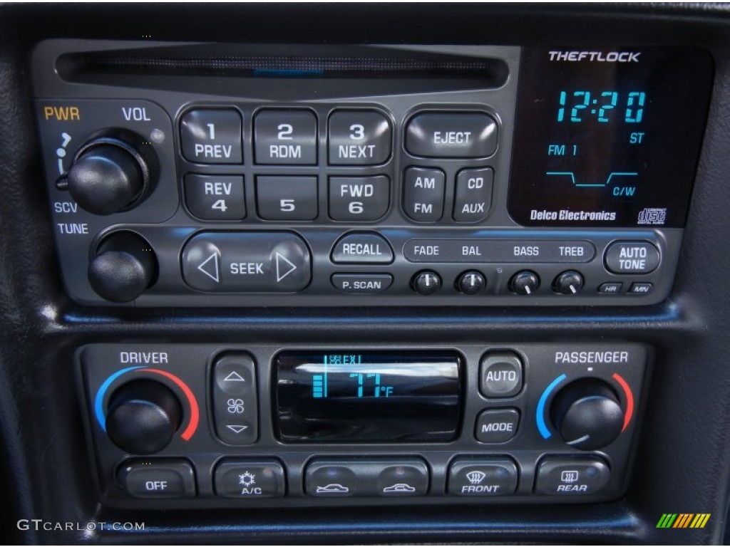 2003 Chevrolet Corvette Z06 Audio System Photos