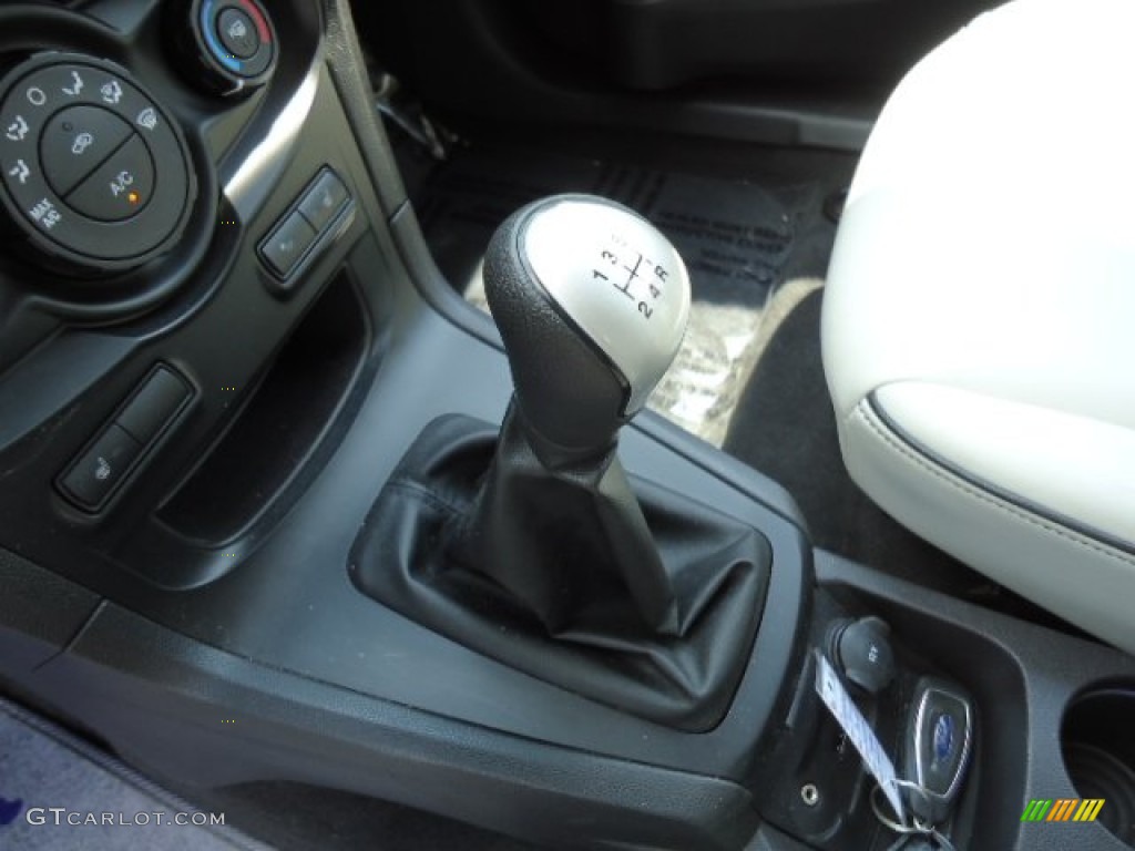 2011 Ford Fiesta SES Hatchback 5 Speed Manual Transmission Photo #68099018
