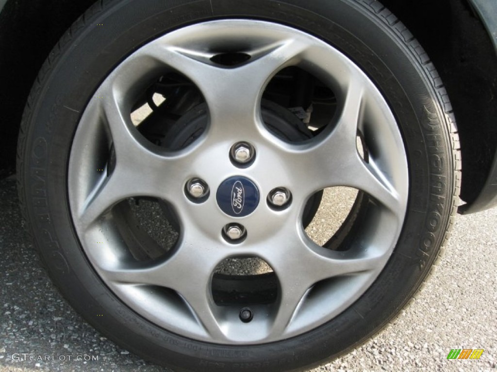 2011 Ford Fiesta SES Hatchback Wheel Photo #68099357