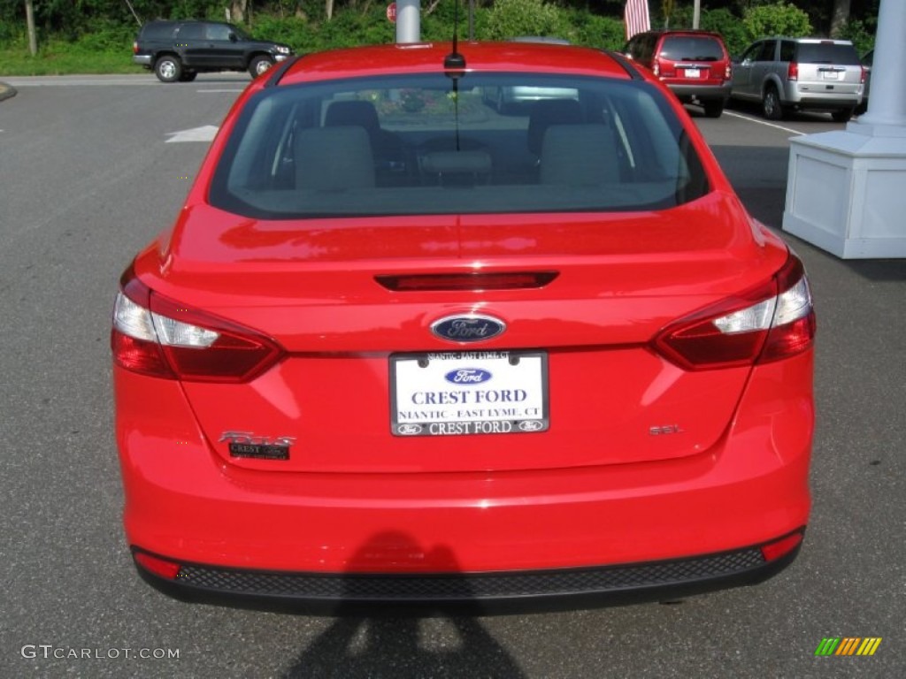 2012 Focus SEL Sedan - Race Red / Charcoal Black photo #6