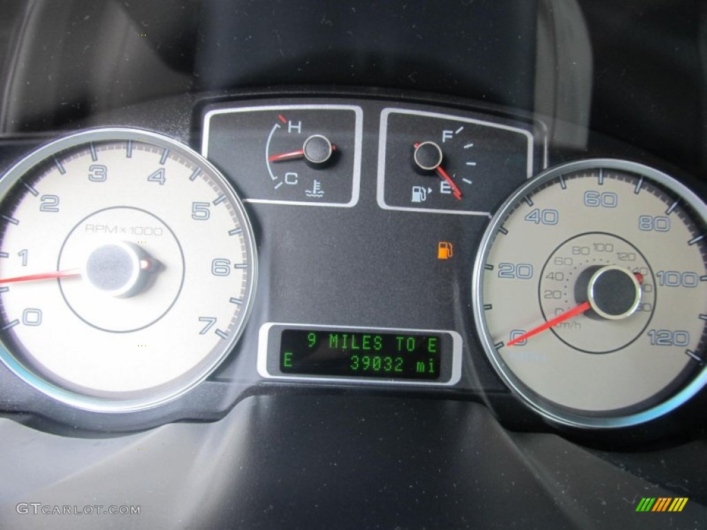 2008 Ford Taurus Limited Gauges Photo #68100809