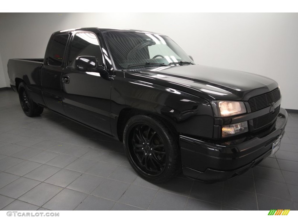 Black Chevrolet Silverado 1500