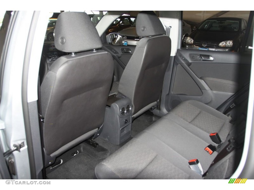 Black Interior 2013 Volkswagen Tiguan S Photo #68101856