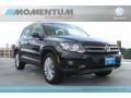 Deep Black Metallic - Tiguan SE Photo No. 1
