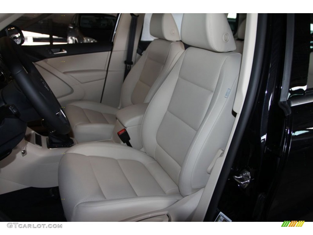 Beige Interior 2013 Volkswagen Tiguan SE Photo #68102101
