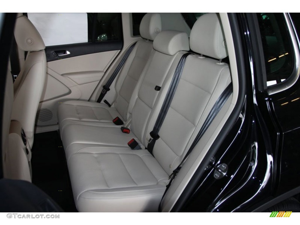 2013 Volkswagen Tiguan SE Rear Seat Photo #68102112