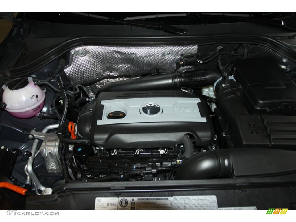 2013 Volkswagen Tiguan SE 2.0 Liter FSI Turbocharged DOHC 16-Valve VVT 4 Cylinder Engine Photo #68102225
