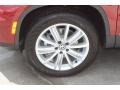 2013 Volkswagen Tiguan SE Wheel and Tire Photo