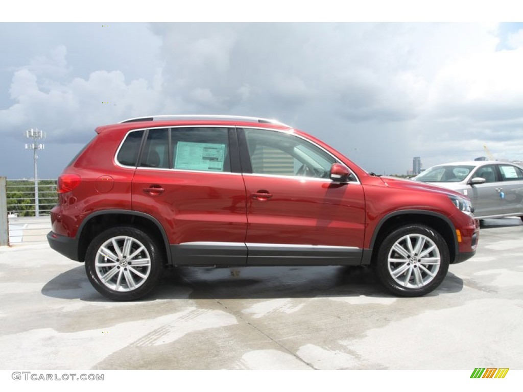 Wild Cherry Metallic 2013 Volkswagen Tiguan SE Exterior Photo #68102852