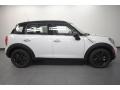 Light White - Cooper Countryman Photo No. 2