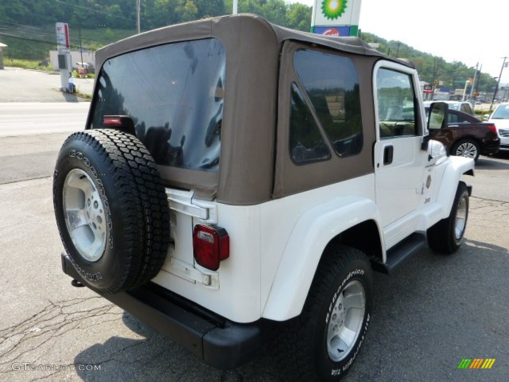 2001 Wrangler Sahara 4x4 - Stone White / Camel/Dark Green photo #5